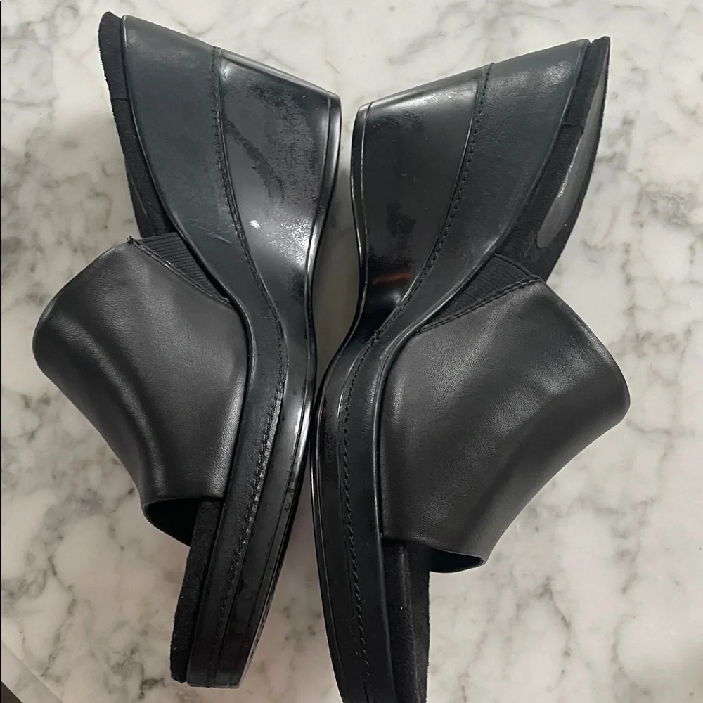 AEROSOLES Black Wedge Slides size 9 - Picture 4 of 9